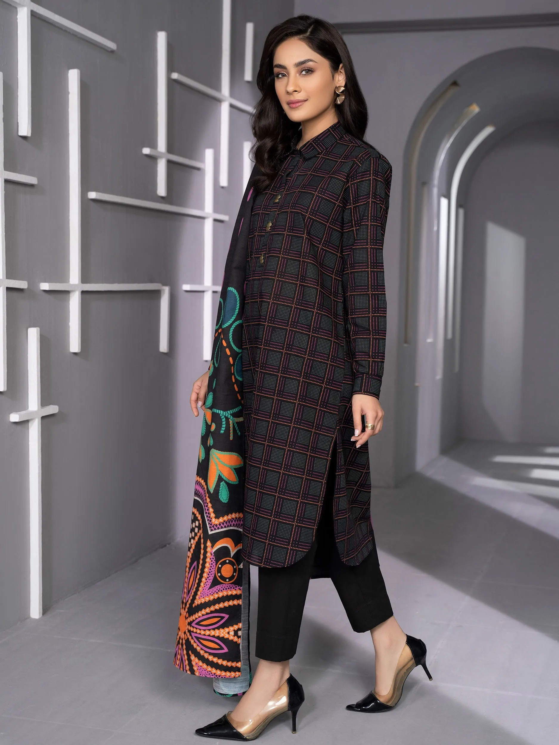 2 Piece Khaddar Suit-Printed (Unstitched)
