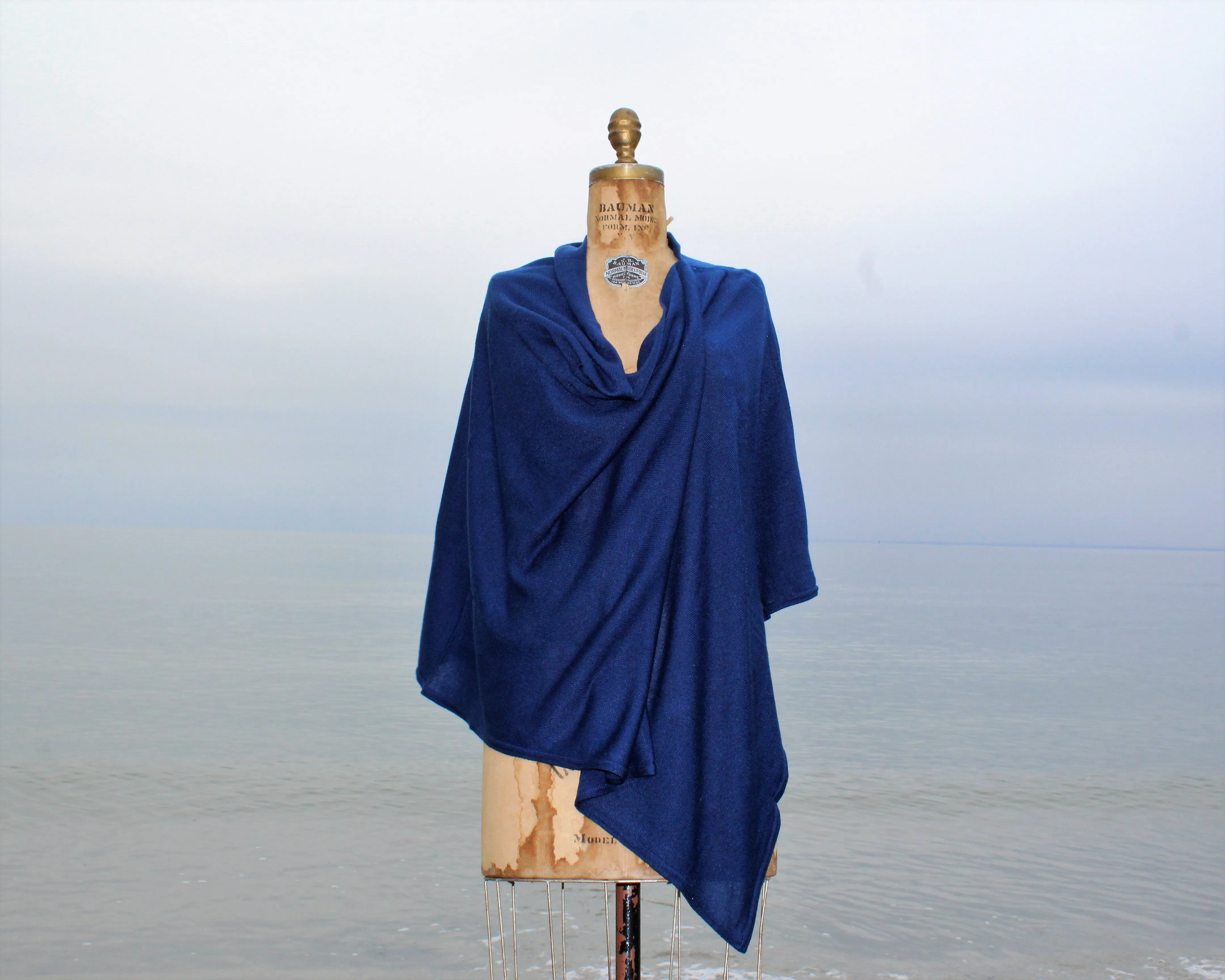 2668 - Topper Shawl