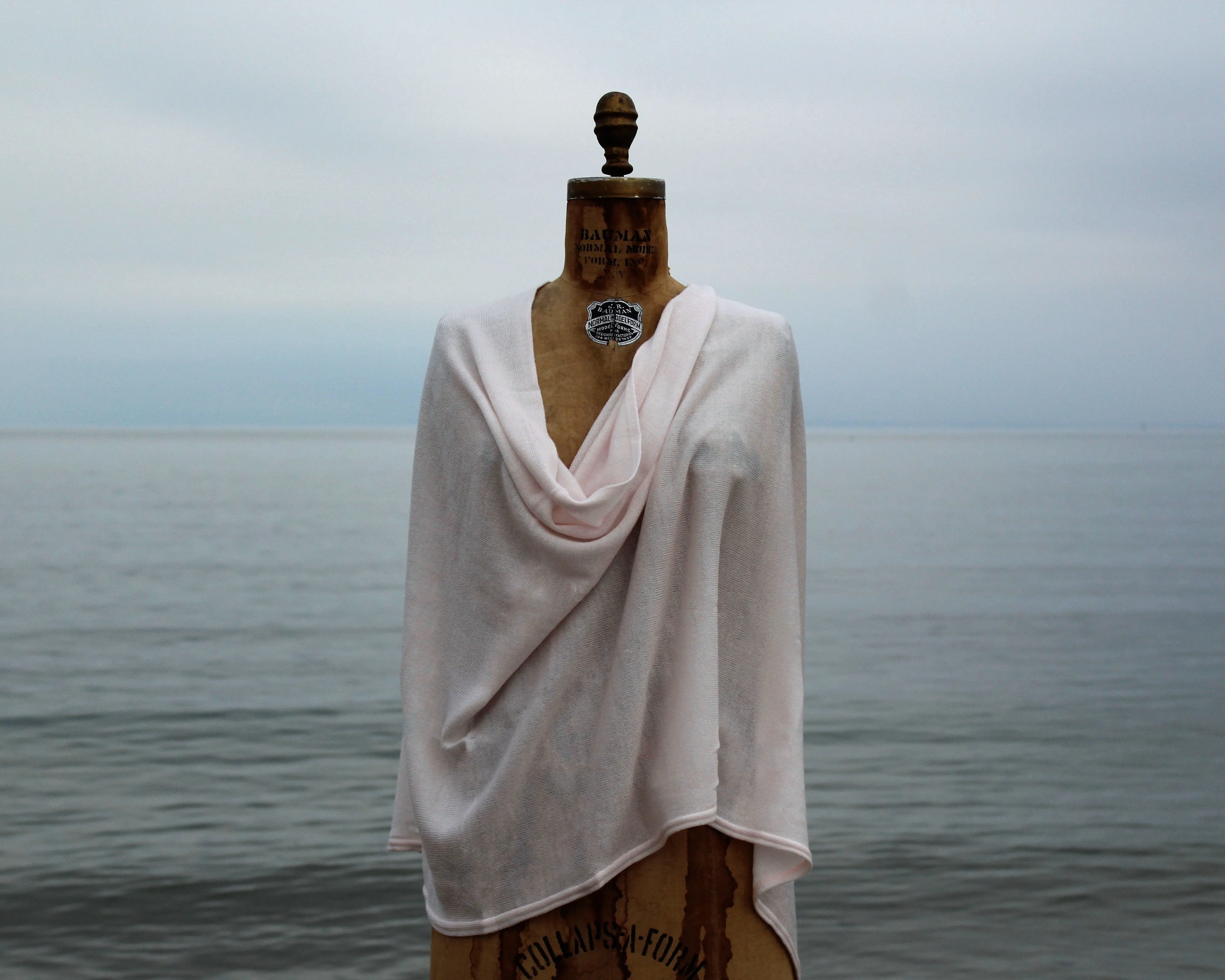 2668 - Topper Shawl