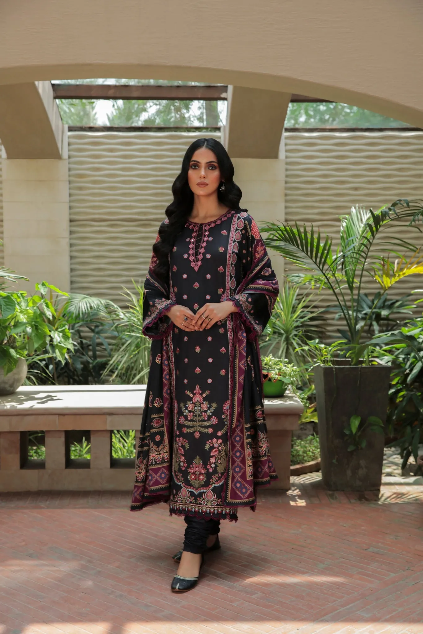 Aabyaan Miraal Embroidered Linen Collection – ANMOL (AL-05)
