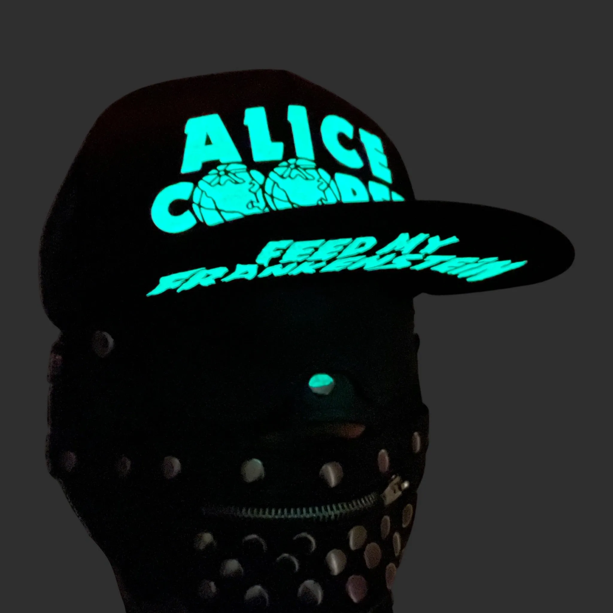 Alice’s World Hat