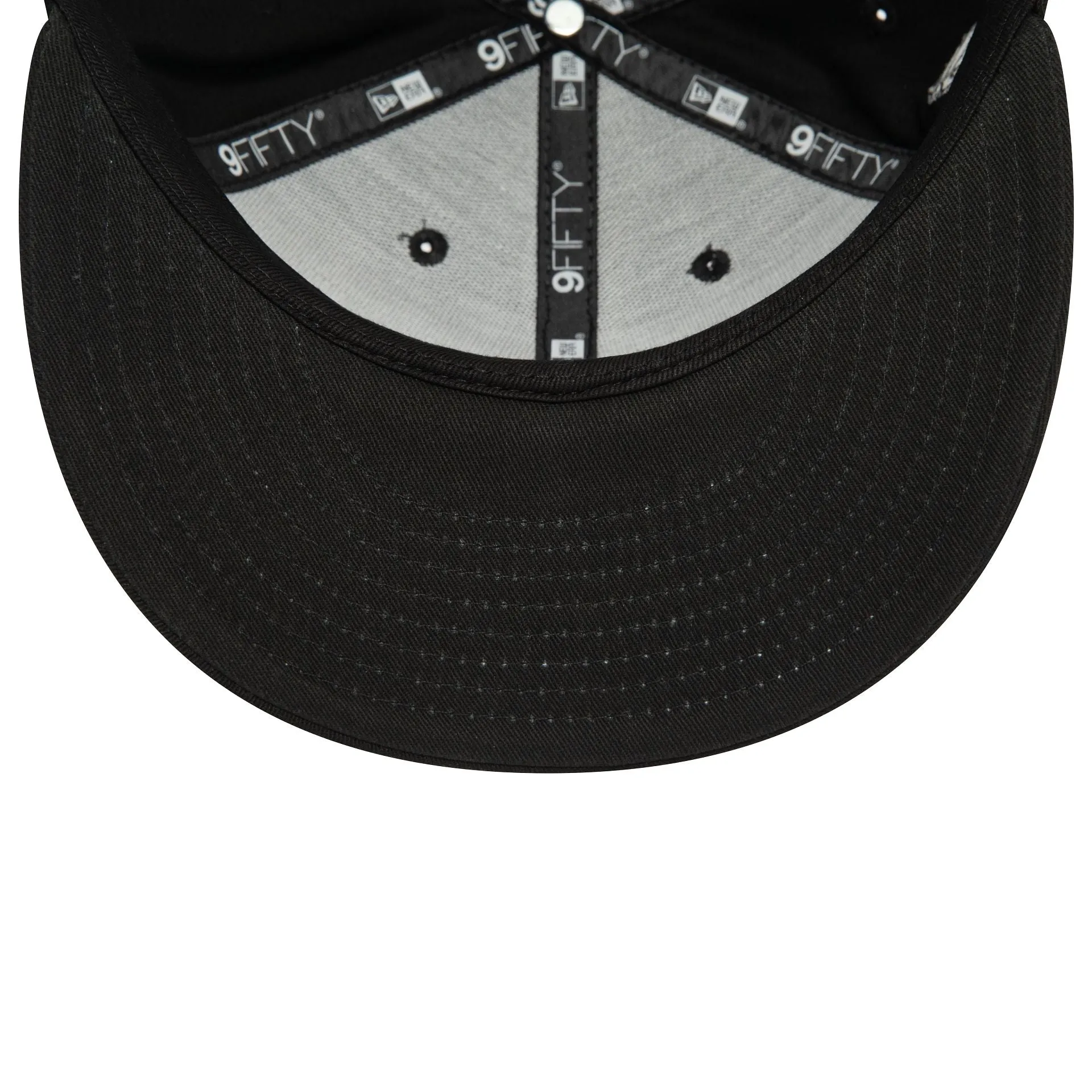 Chicago Bulls Monochrome Black 9FIFTY Snapback Cap