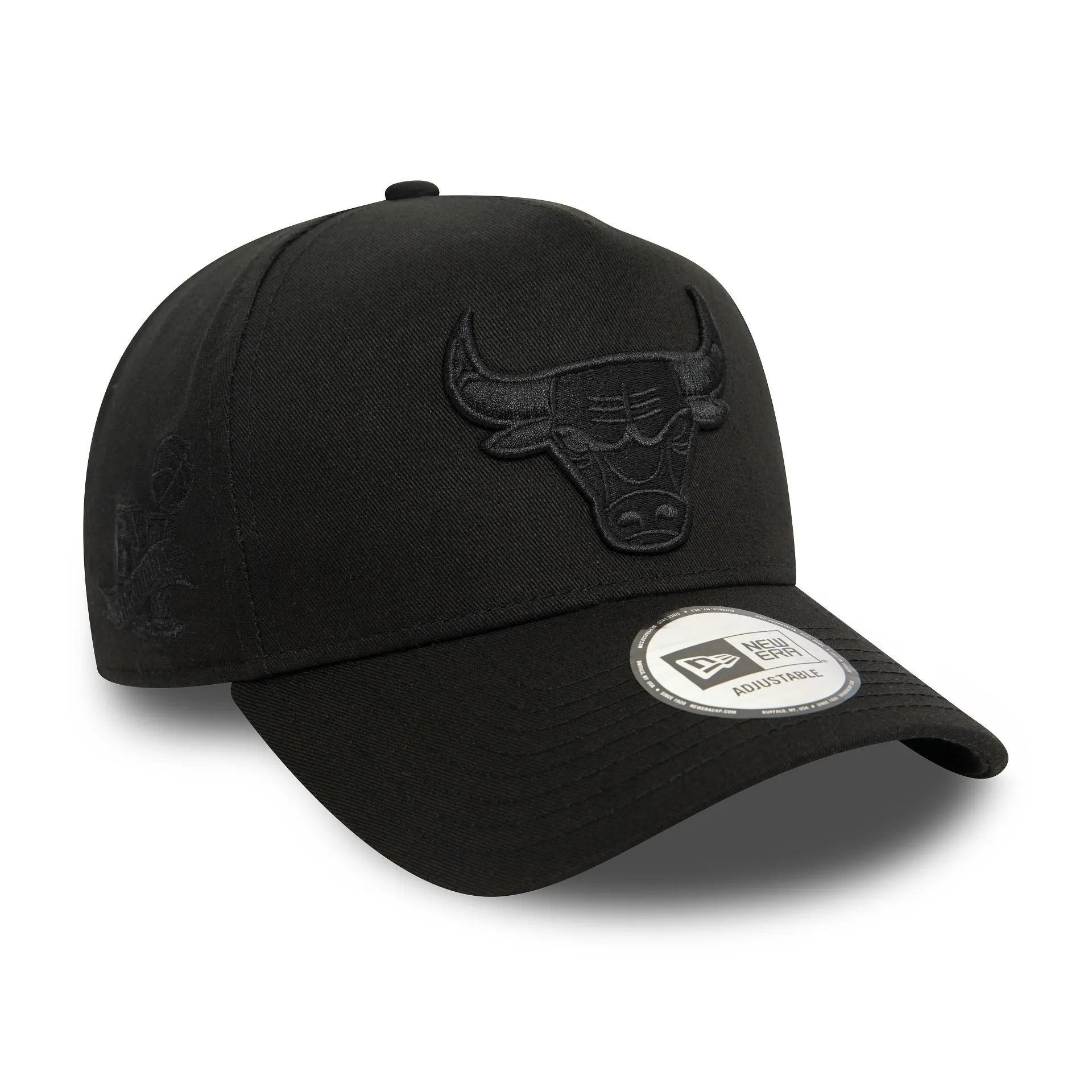 Chicago Bulls Monochrome Black 9FORTY E-Frame Adjustable Cap