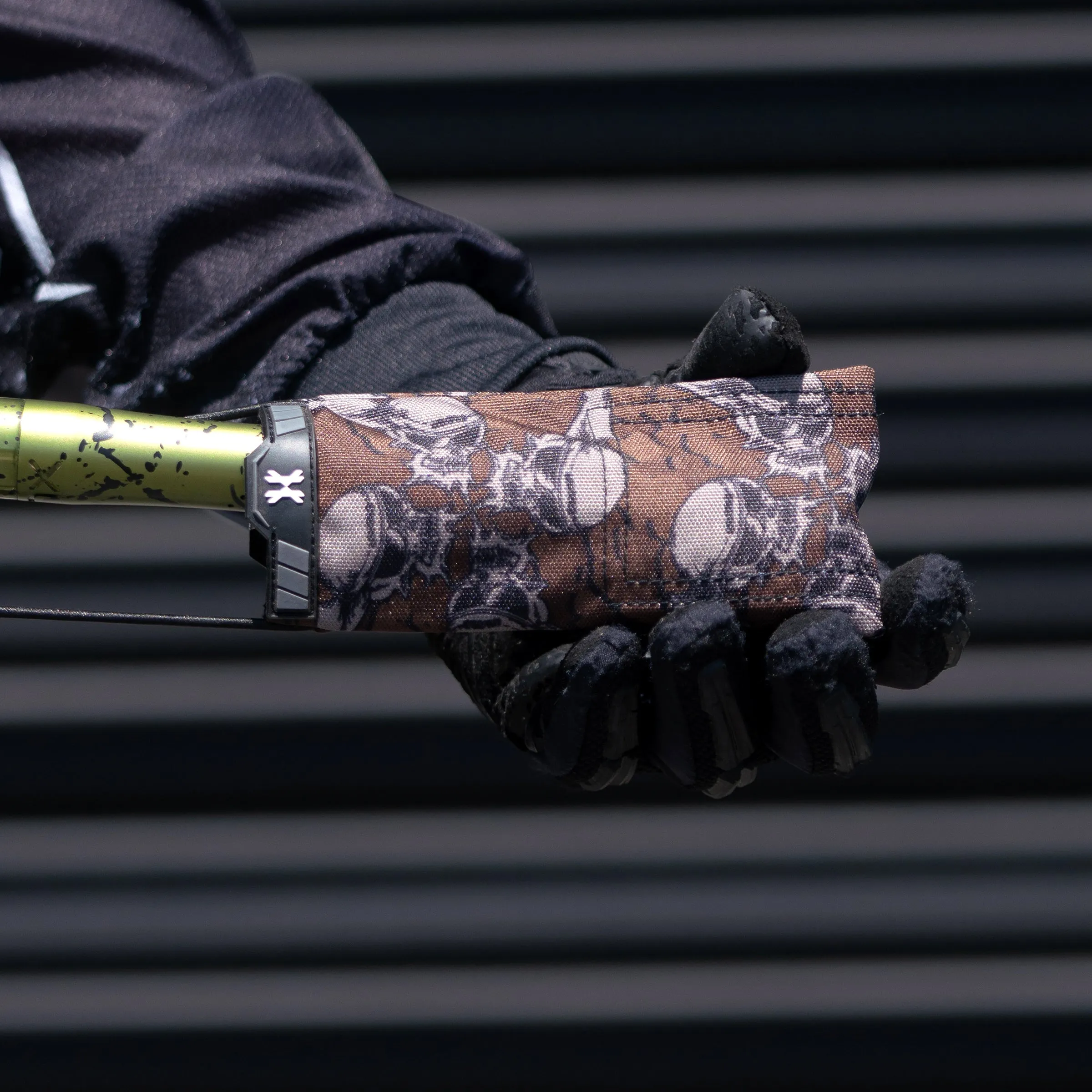 Hostilewear Skulls Brown - Barrel Condom
