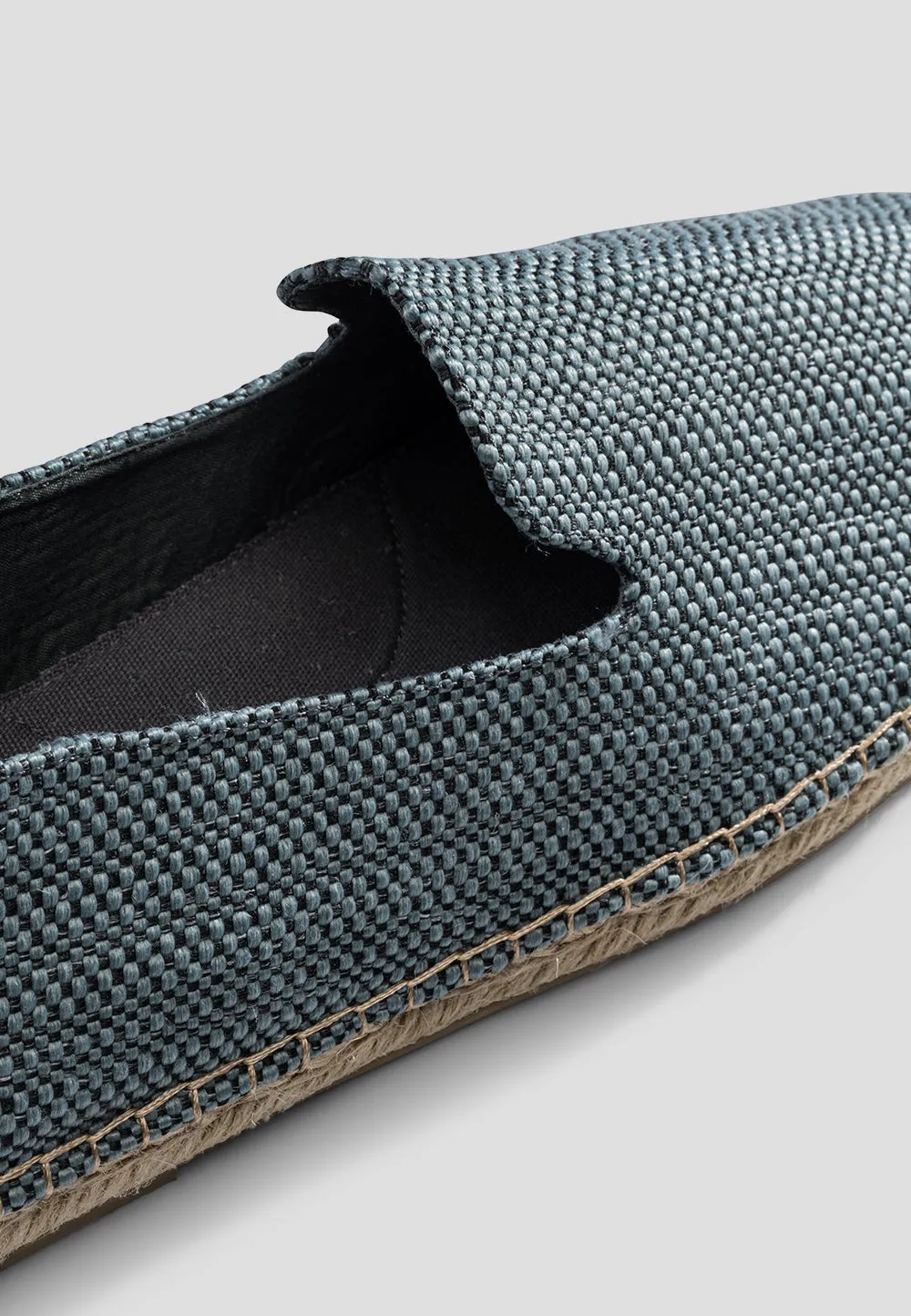 MOC PANAMA CLOUDY