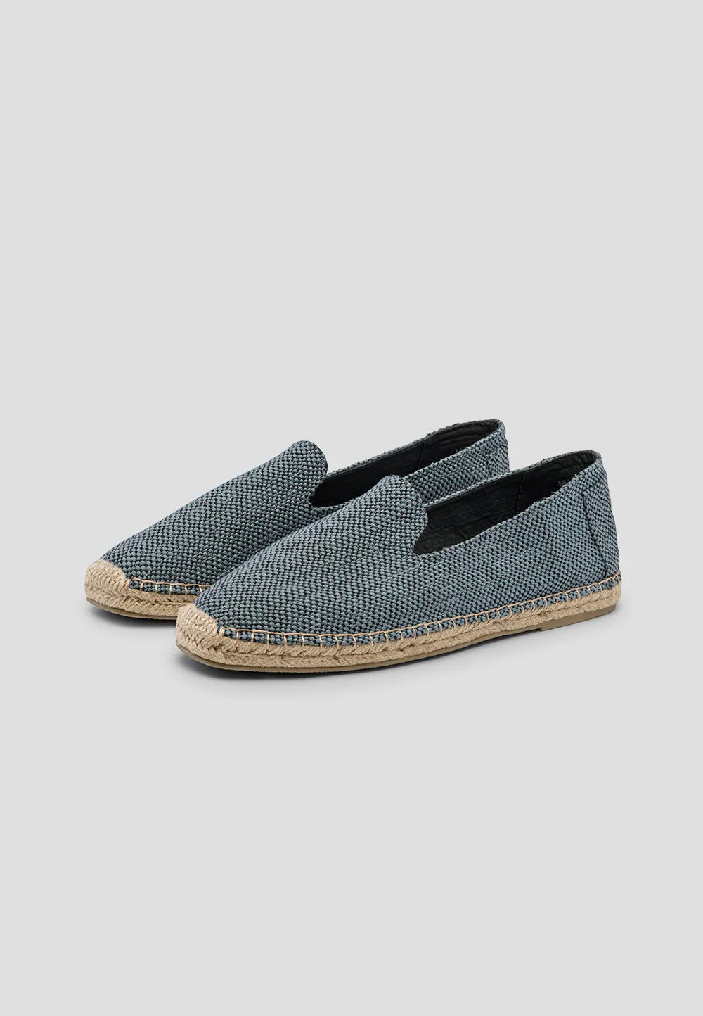 MOC PANAMA CLOUDY