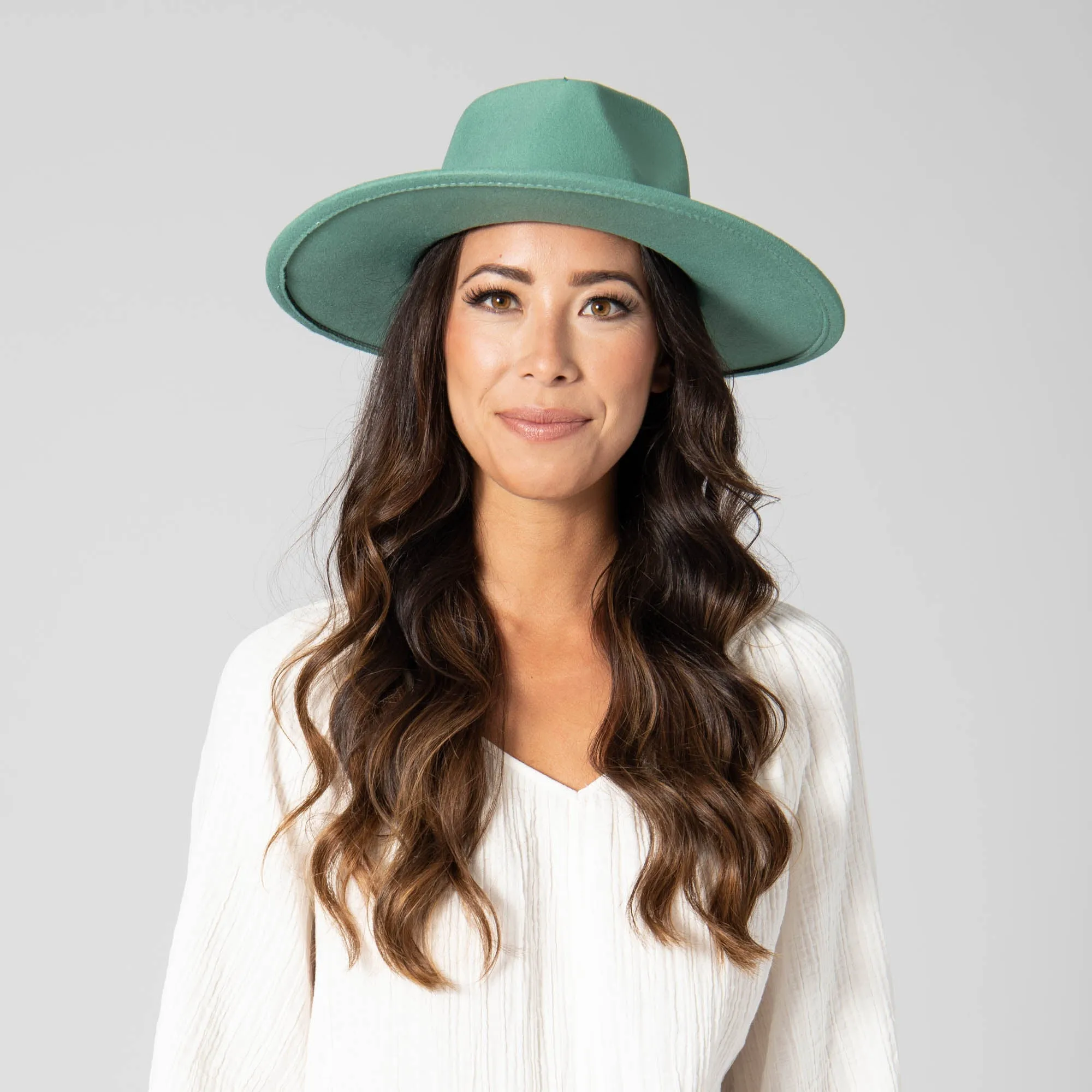 Women's Faux Felt Fedora