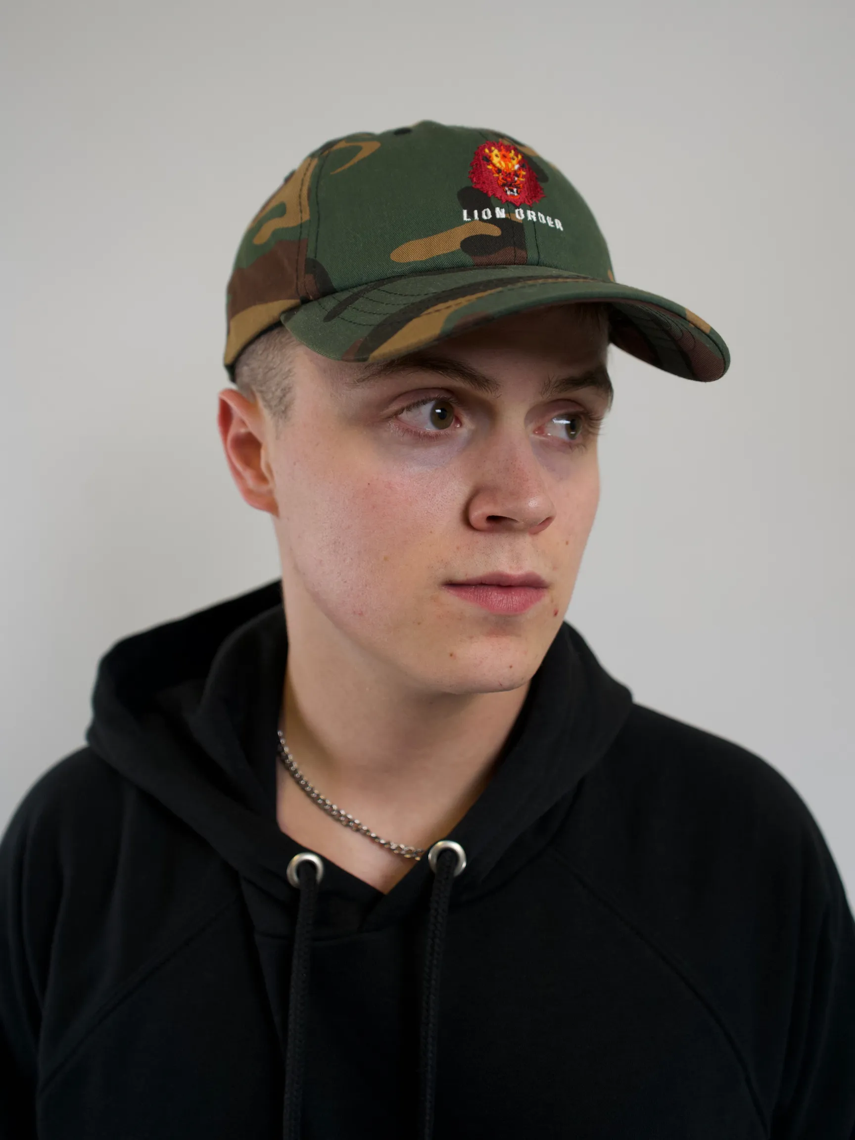 🎁 MONTH 5: LION ORDER DAD HAT