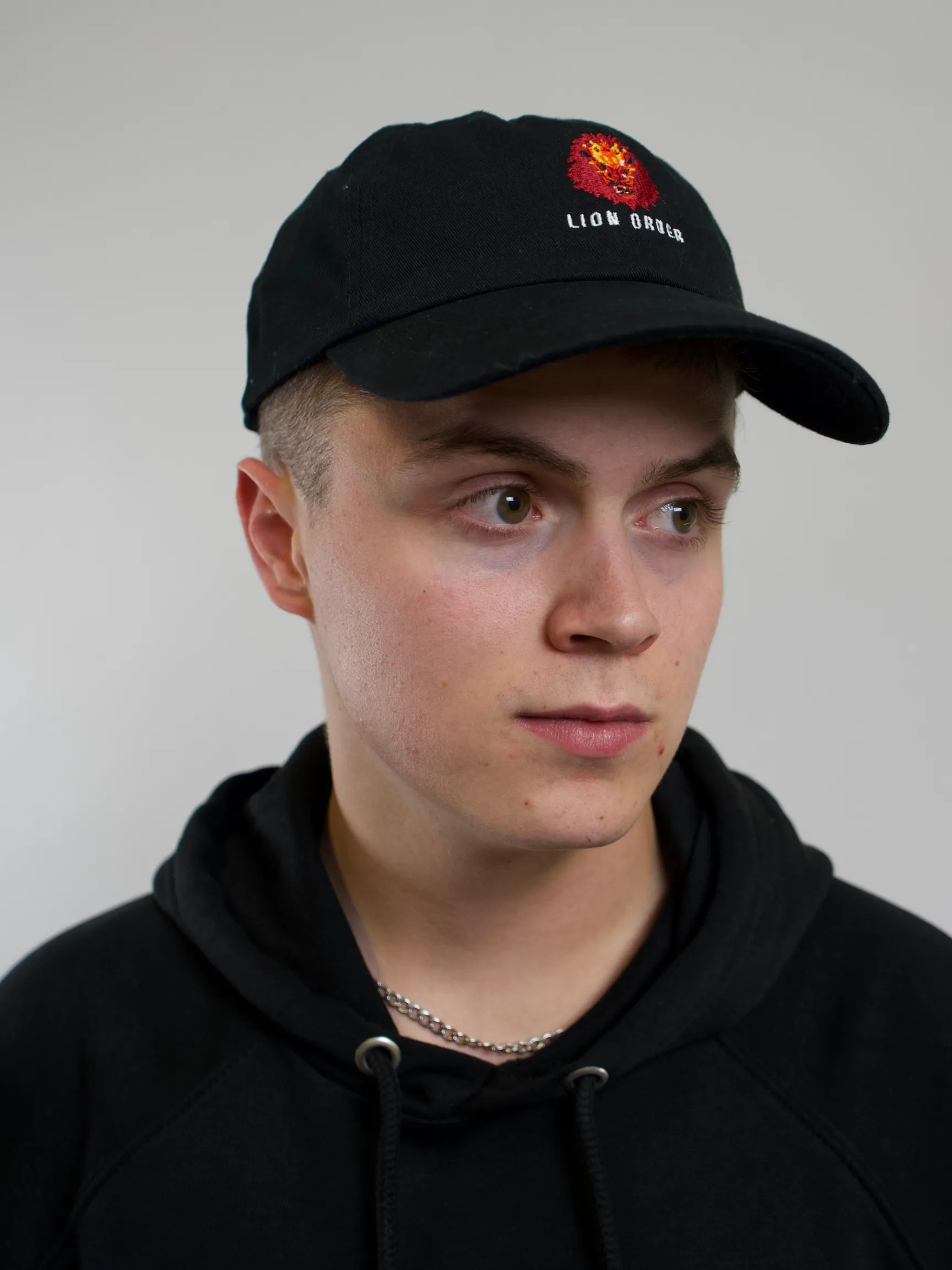 🎁 MONTH 5: LION ORDER DAD HAT